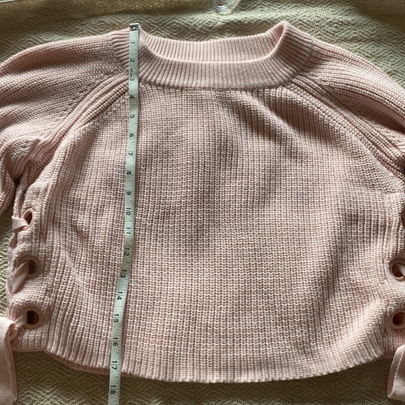 Endless Rose Blush Pink Cropped Sweater size L - Picture 7 of 8